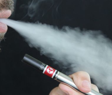 Cigarette électronique : est-il possible d'avoir de la vapeur colorée ?