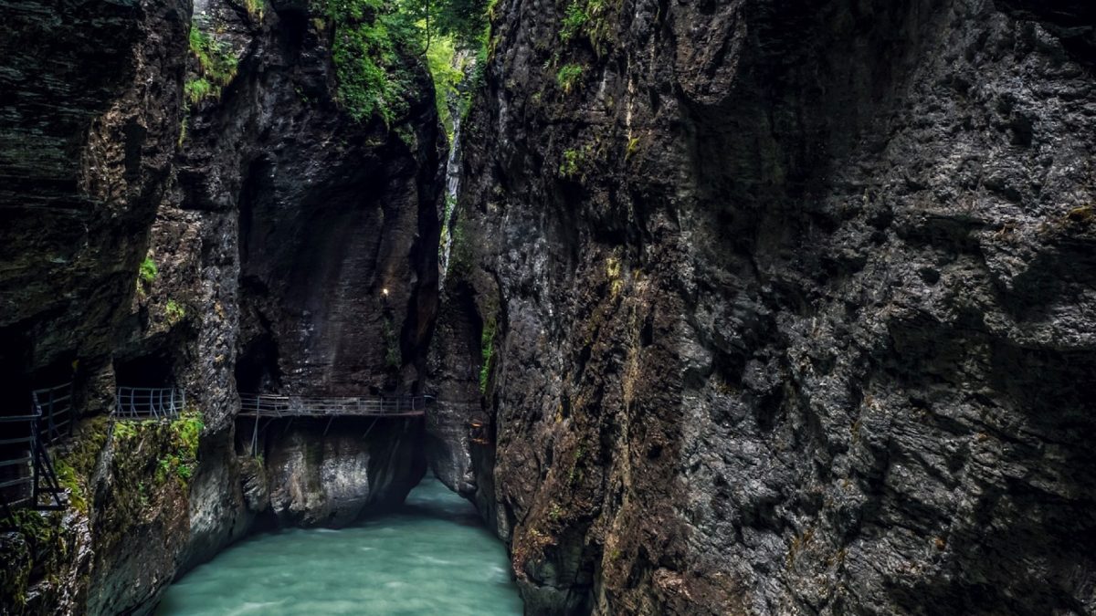 Séjour à Langevin : profitez d'une session de canyoning en famille !