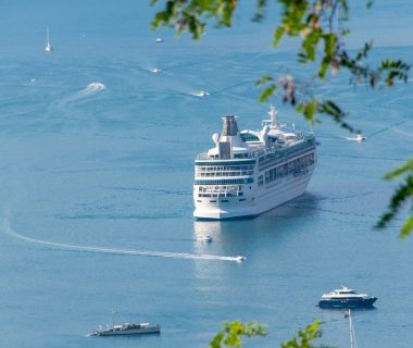 Croisière en Méditerranéenne depuis Marseille : cap sur le luxe, la découverte et la détente